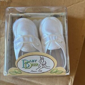 Baby Deer White Baby Walker Shoes - Ribbed Canvas Lace-Up